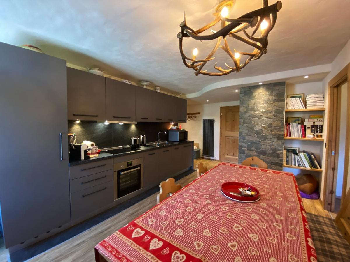 Mountain Chalet Milly Livigno Exterior photo