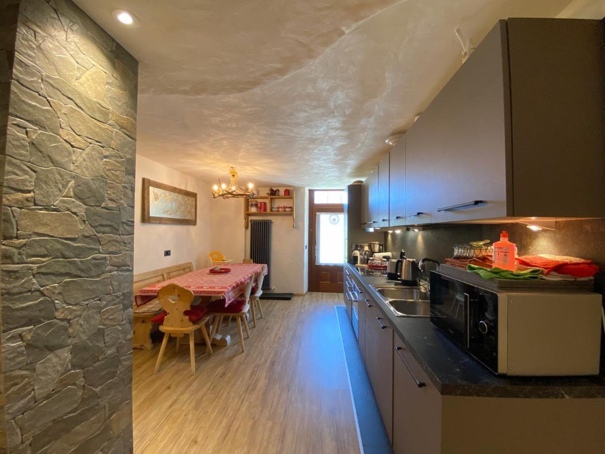 Mountain Chalet Milly Livigno Exterior photo