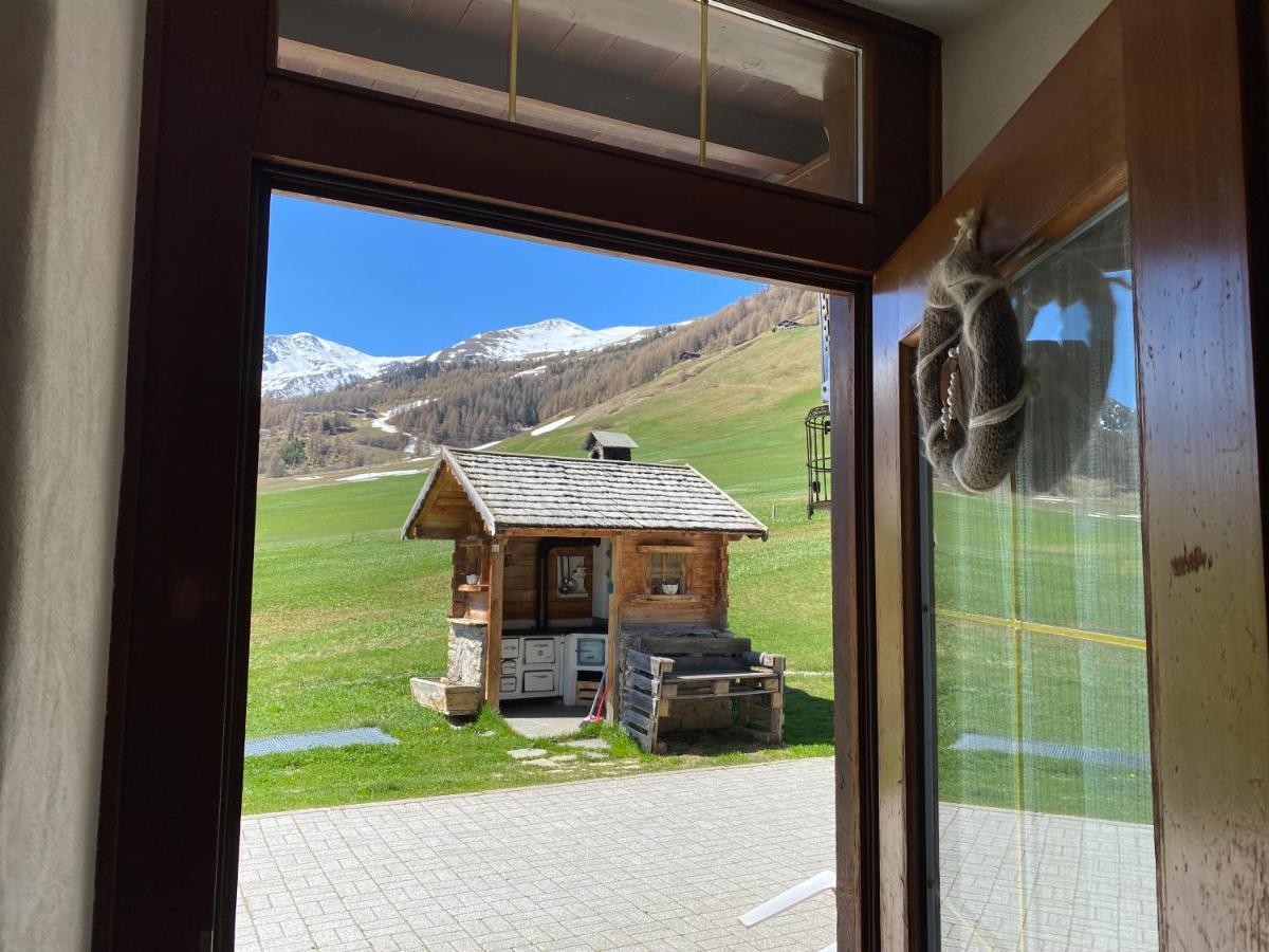 Mountain Chalet Milly Livigno Exterior photo
