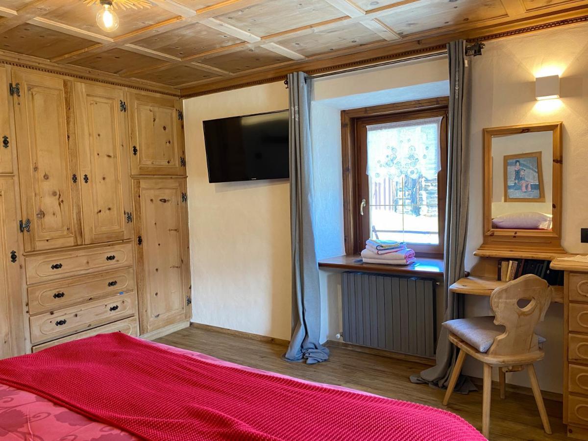 Mountain Chalet Milly Livigno Exterior photo