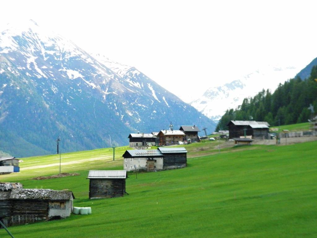 Mountain Chalet Milly Livigno Room photo